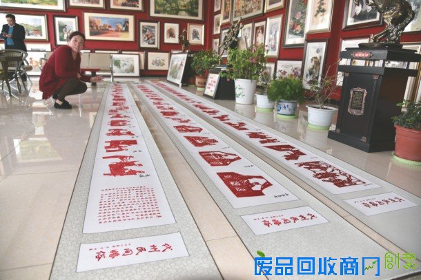 代县“绣娘”制作出28米《代州民间婚俗》长卷