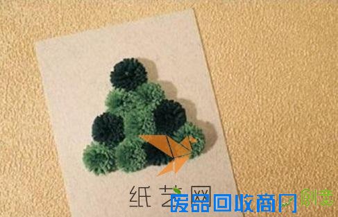 组合出立体圣诞树