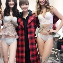 超模何穗图片  超模何穗维密天使大片写真[14P]