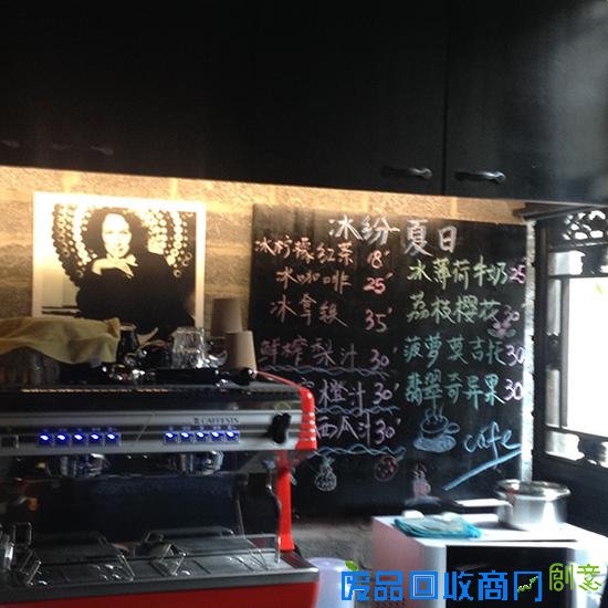 先锋书店在古镇里开出新店，但“逛书店”这回事儿真说不准