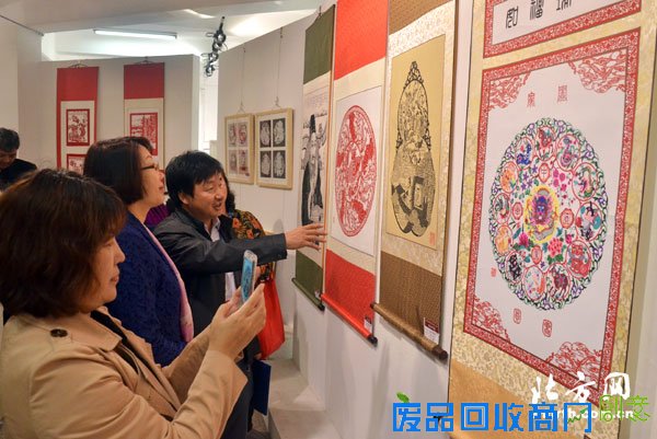 中国非遗传承人群研修培训剪纸艺术结业展开幕