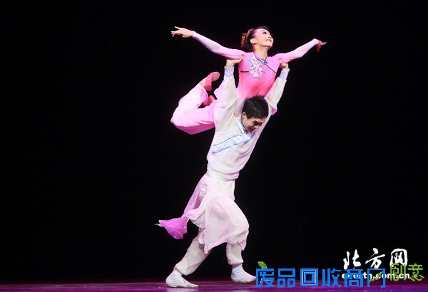 天津歌舞剧院原创舞剧《泥人的事》首演成功