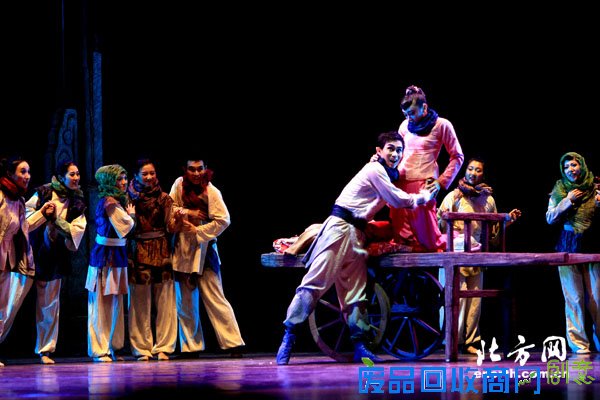 天津歌舞剧院原创舞剧《泥人的事》首演成功