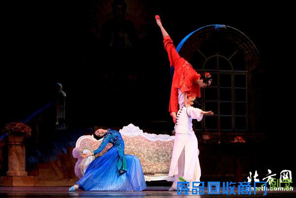 天津歌舞剧院原创舞剧《泥人的事》首演成功