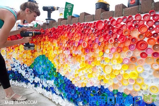 废旧塑料瓶子的再利用 (3)