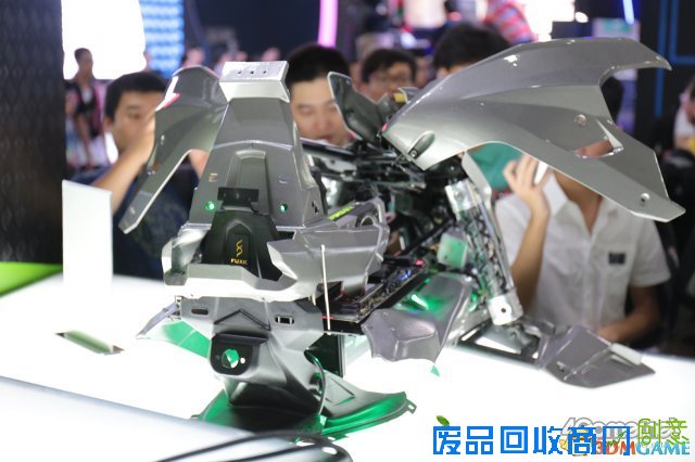 各种炫酷亮瞎合金眼！CJ2016玩家DIY奇幻PC赏析！