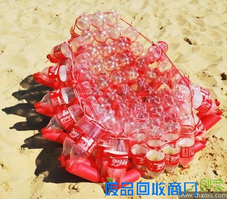 可乐瓶子手工制作的DIY简易座椅 可乐瓶子手工制作的DIY简易座椅