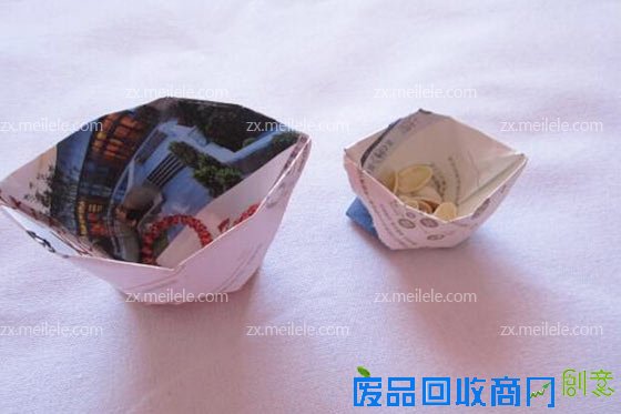 简易折纸垃圾桶步骤图解