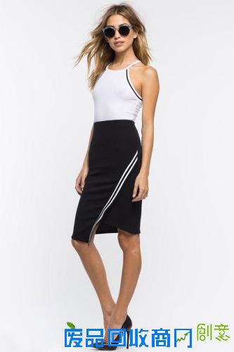 小个子张韶涵穿上折纸裙，重回荧屏！