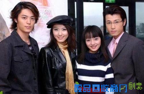 小个子张韶涵穿上折纸裙，重回荧屏！