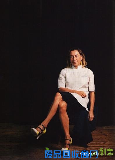 解密Prada跳伞布背后的爱情故事