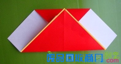 幼儿园圣诞老人手工折纸图解_简易圣诞老人折纸教程