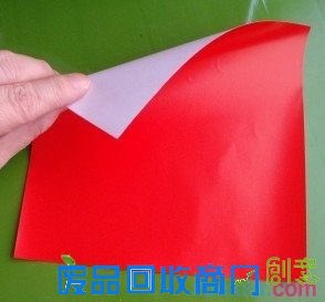 幼儿园圣诞老人手工折纸图解_简易圣诞老人折纸教程