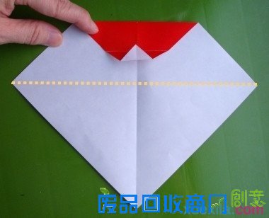 幼儿园圣诞老人手工折纸图解_简易圣诞老人折纸教程