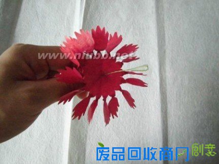 母亲节手揉纸康乃馨手工纸艺花制作教程[附康乃馨花语]_手工制作康乃馨