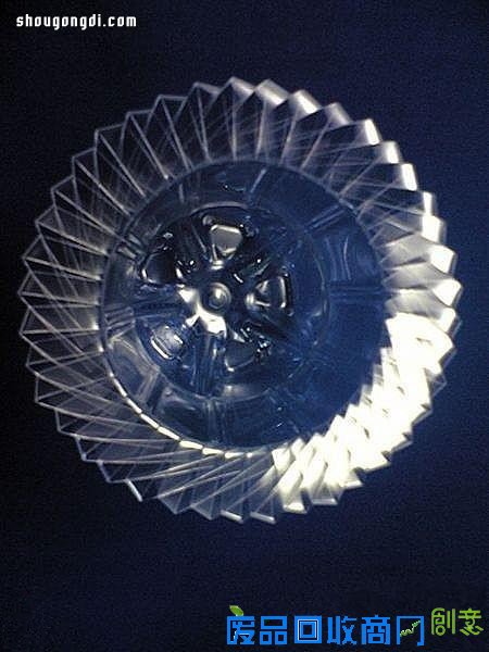 可乐瓶饮料瓶变废为宝DIY手工制作漂亮花瓶-