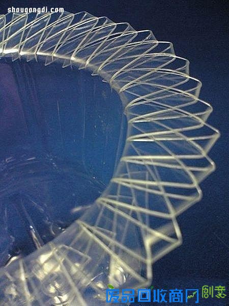 可乐瓶饮料瓶变废为宝DIY手工制作漂亮花瓶-