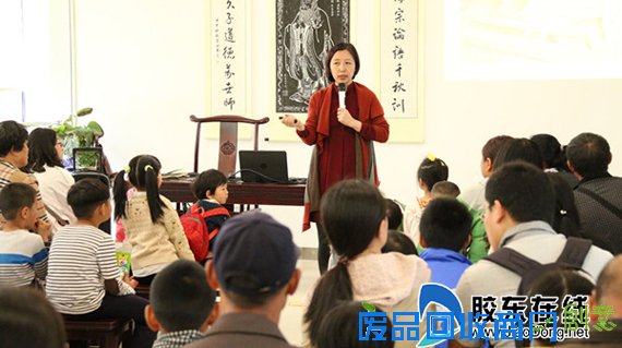 开发区尼山书院用绘本故事迎接母亲节(图)