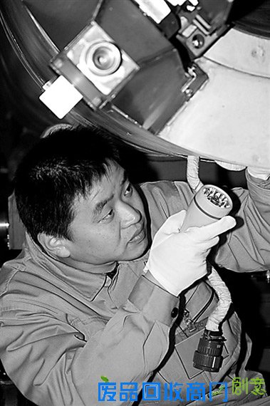 士官拆装导弹用小镜子绣花针作为特殊工具