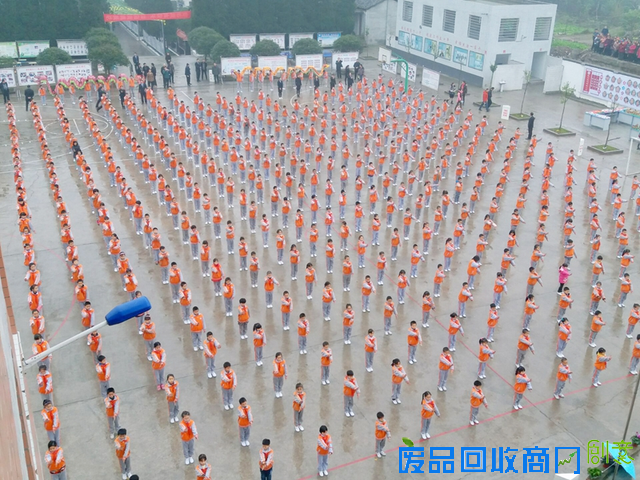 西充县槐树小学:让学生成为学习、生活、管理的主人