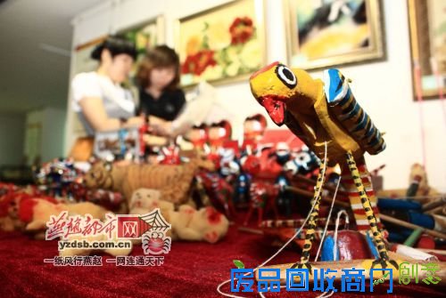 石家庄首次民间工艺展三天吸引近万人（图）