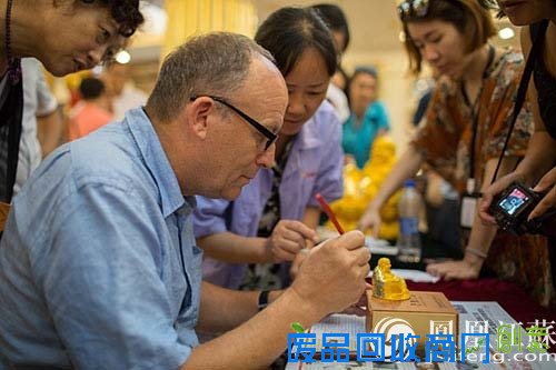 大师碰撞非遗:丹麦首饰设计师Kim“遇见”南京金箔