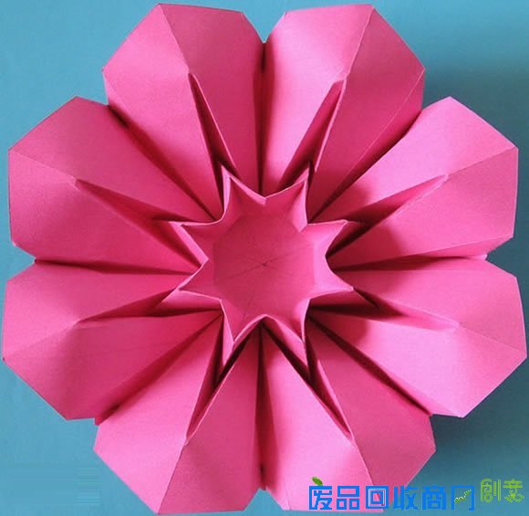 立体八瓣花手工折纸步骤图解