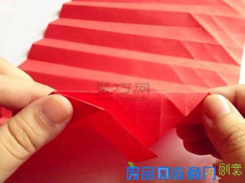 纸灯笼的折法图解 教你如何手工折纸灯笼