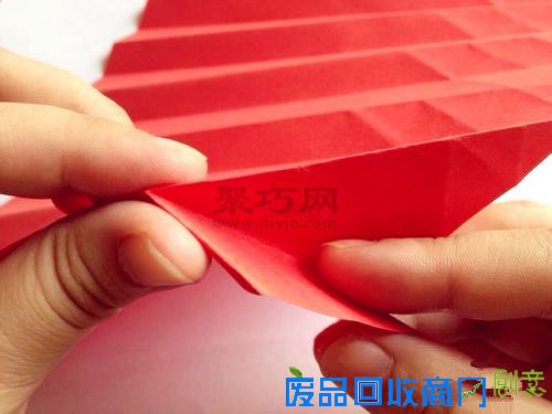 纸灯笼的折法图解 教你如何手工折纸灯笼