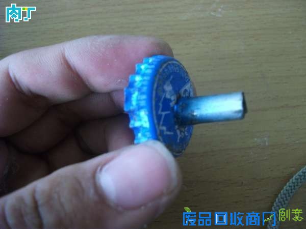 自制酒精灯 diy手把手教你做简易酒精灯◆肉丁儿童网