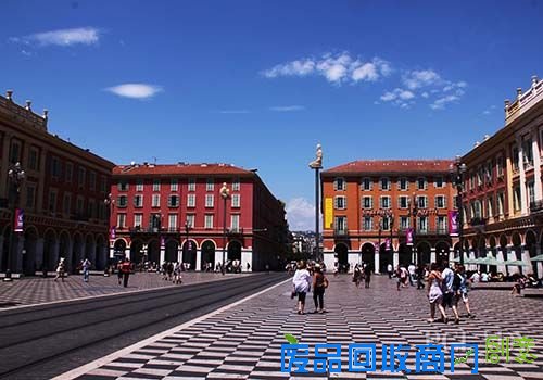 加泰罗尼亚广场