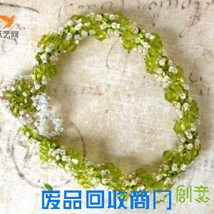 漂亮的手工制作串珠手链