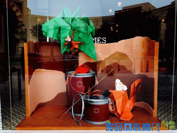 爱马仕多哈与折纸设计师刘通联手推出艺术橱窗