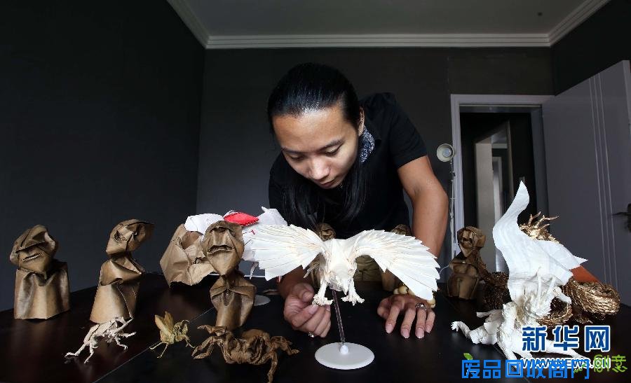 叹为观“纸”：广西90后小伙折纸作品(组图)