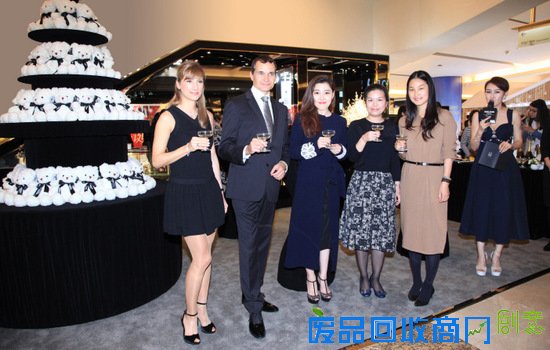 WELTON LONDON 深圳店盛装开业 老佛爷手稿真迹空降现场