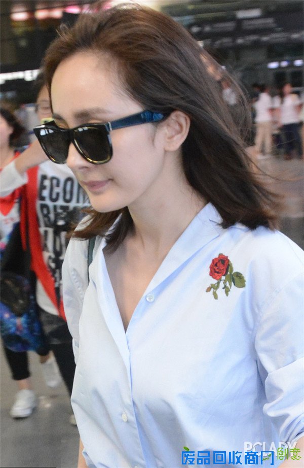 没有件刺绣外套 怎么敢说自己是时尚界老司机