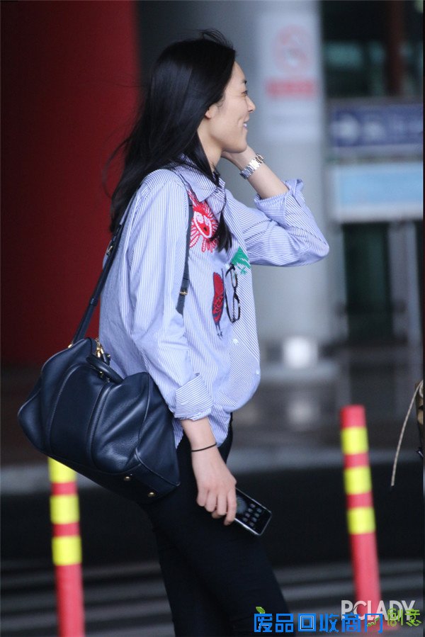 没有件刺绣外套 怎么敢说自己是时尚界老司机