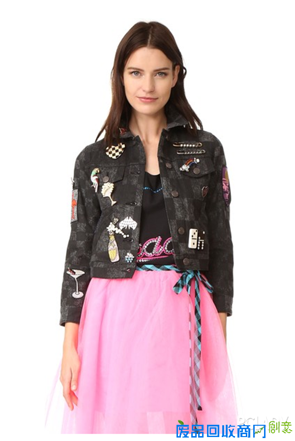 没有件刺绣外套 怎么敢说自己是时尚界老司机