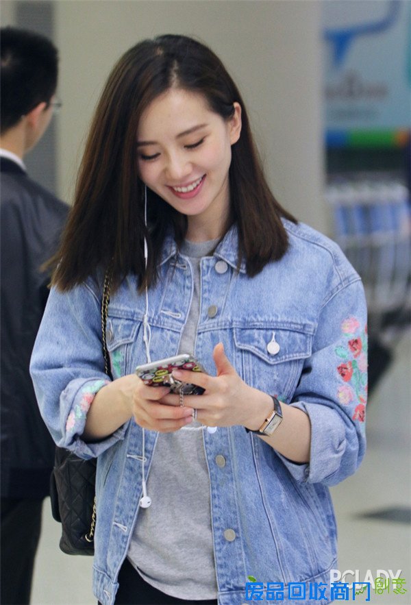 没有件刺绣外套 怎么敢说自己是时尚界老司机