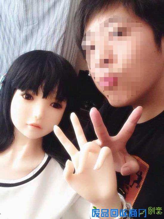 要就要她的灵魂 LOL伴侣充气娃娃制作过程揭秘