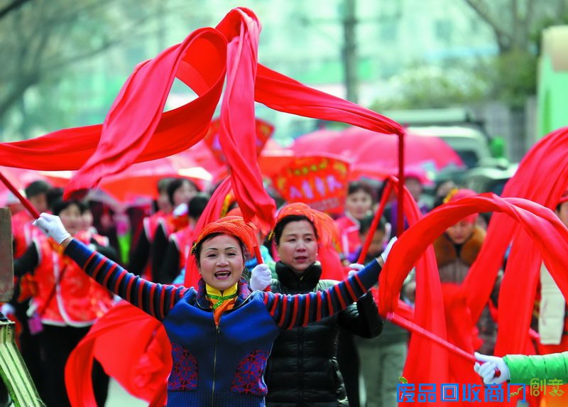 赏花灯猜灯谜舞布龙 宁波多彩民俗活动欢庆元宵佳节