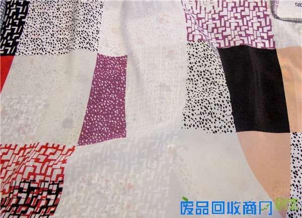 2017春夏女装面料趋势:生态民俗风【图】