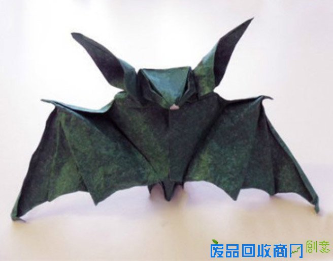 超逼真的蝙蝠折纸手工图片教程
