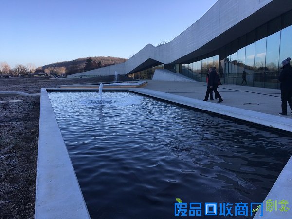 那里有5米长的公牛岩画:看法国怎么保护复制“史前卢浮宫”