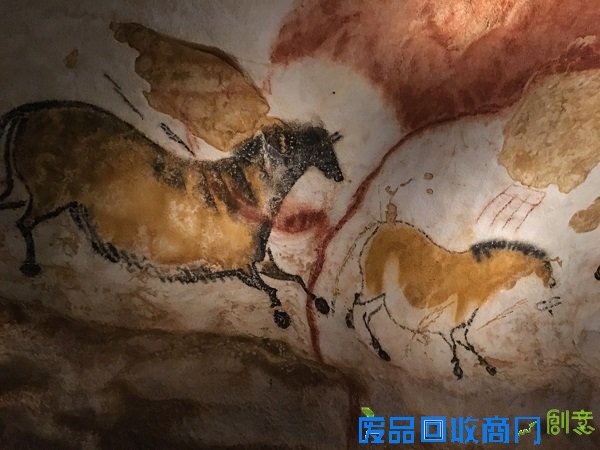 那里有5米长的公牛岩画:看法国怎么保护复制“史前卢浮宫”