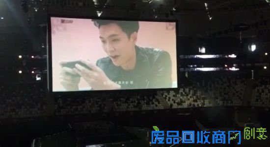 触手直播张艺兴首支电视TVC广告曝光 燃爆上海滩