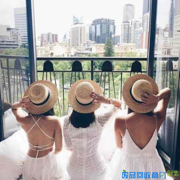 创意拍照姿势来袭，这个国庆节有得玩儿了