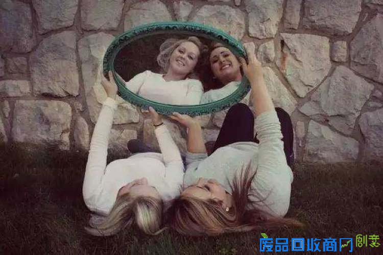 创意拍照姿势来袭，这个国庆节有得玩儿了