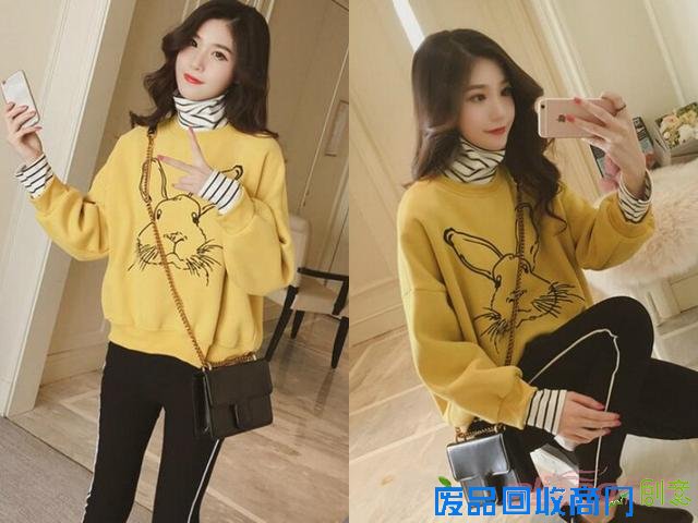 卫衣怎么搭配图片 她们的穿搭就是时髦典范