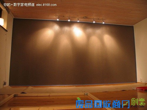 乐趣多又省钱 媲美专业幕布 